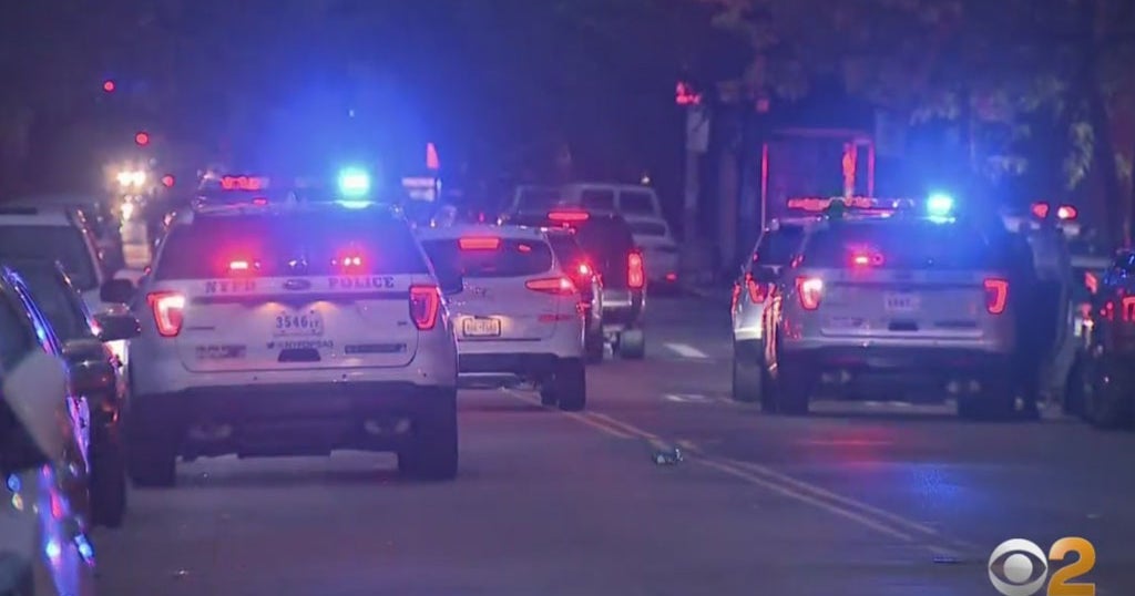 NYPD Officer Struck In BB Gun Shooting In Brooklyn - CBS New York