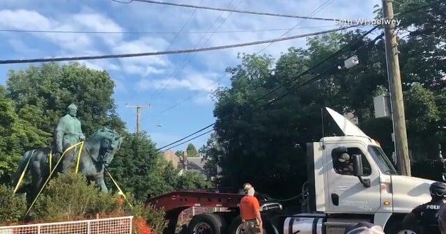 2 Confederate statues removed in Charlottesville, Virginia CBS News