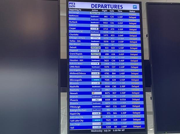 dia flights delayed board (Blumer) 