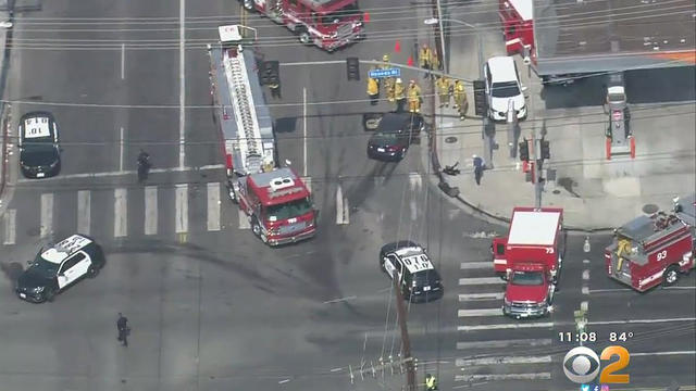 lapd-officer-tarzana-crash.jpg 