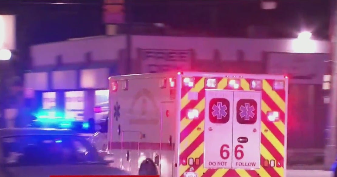 2 Men Shot Dead Outside Near West Side McDonald's - CBS Chicago