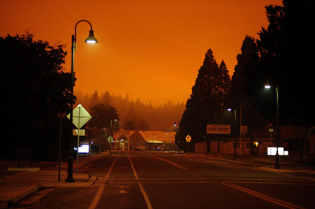 California wildfire continues 