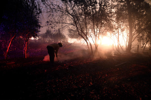 California wildfire continues 