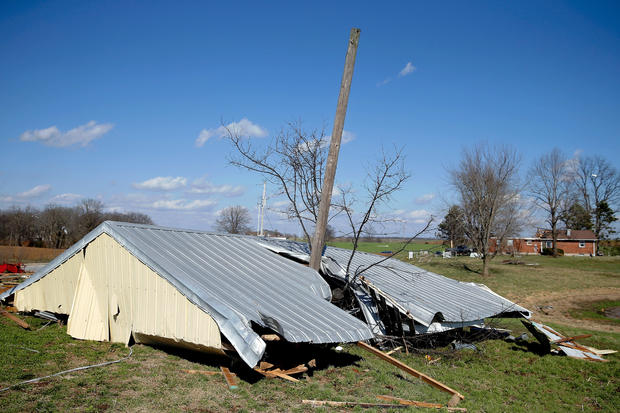 One Killed In Missouri During Major Tornado Outbreak In Midwest 