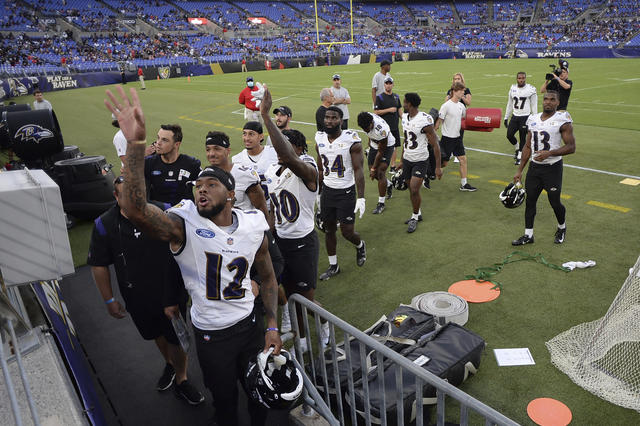 PHOTOS: Ravens Light Up M&T Bank Stadium For Practice