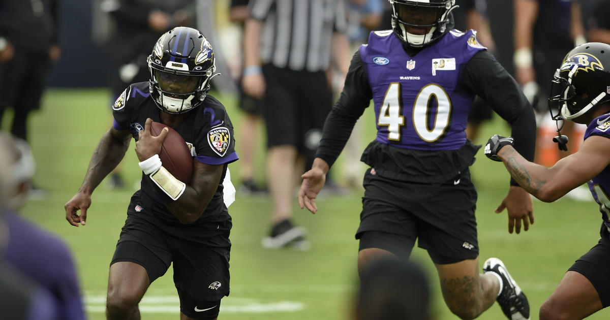 Baltimore Ravens on X: Look good. Feel good. Play good. Teams just picked  up brand new @UnderArmour gear at M&T Bank Stadium from the Ravens  Youth Football Grant.  / X