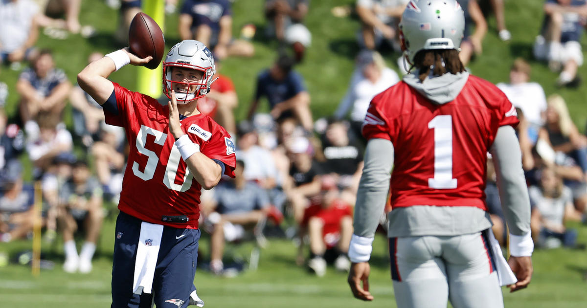 Mac Jones came to Cam Newton for advice before Patriots debut, veteran says