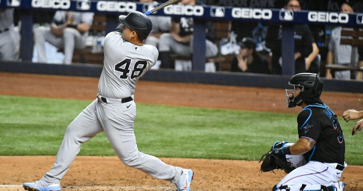 Baseball Report: Three Recently Traded Cubs Homer In Debut - CBS ...