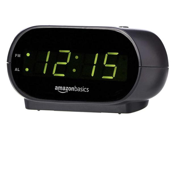 Jam alarm digital kecil Amazon Basics 