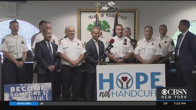 westchester-county-police-hope-not-handcuffs-drug-addiction-treatment-fan.jpg 