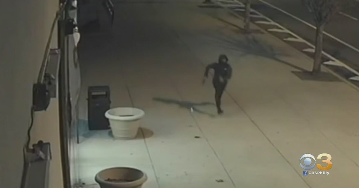 Philadelphia Police Announce Arrest Of Teen In Shooting Of 7 People ...