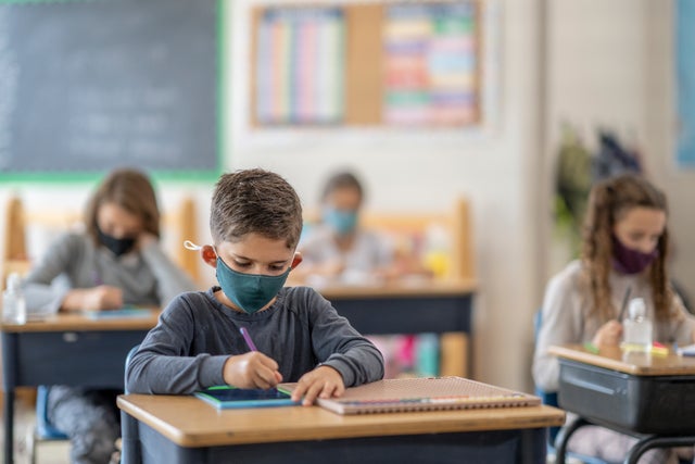 Students wearing face masks in class 