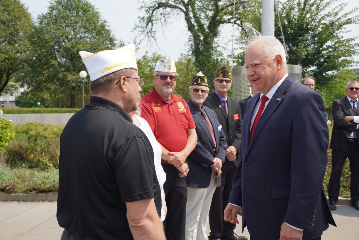 Walz Signs Veterans Restorative Justice Act 