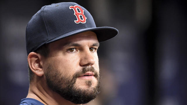 Kyle Schwarber returns from injury, makes Red Sox debut at designated  hitter - The Boston Globe