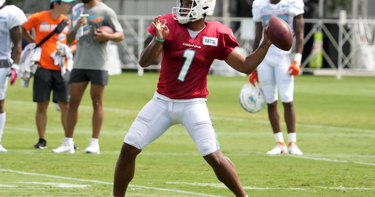 Tua Tagovailoa 'is our quarterback,' Dolphins coach Brian Flores says amid  Deshaun Watson rumors