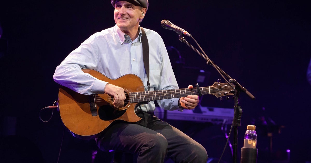 James Taylor Announces 2025 North America Tour