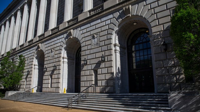 internal-revenue-service-1-2.jpg 