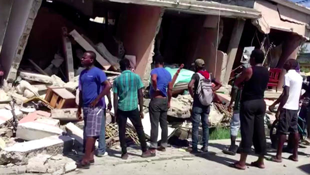 haiti-earthquake-damage-reuters2.jpg 