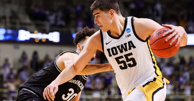 Pistons Sign C Luka Garza, F Chris Smith CBS Detroit