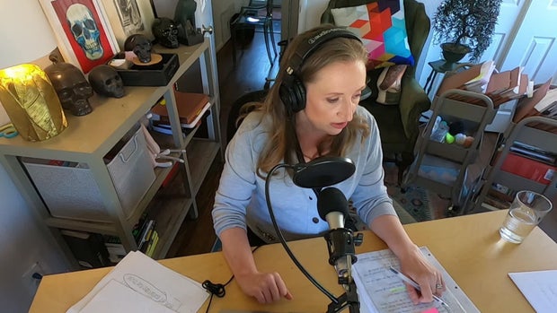 Podcaster Marie Mayhew