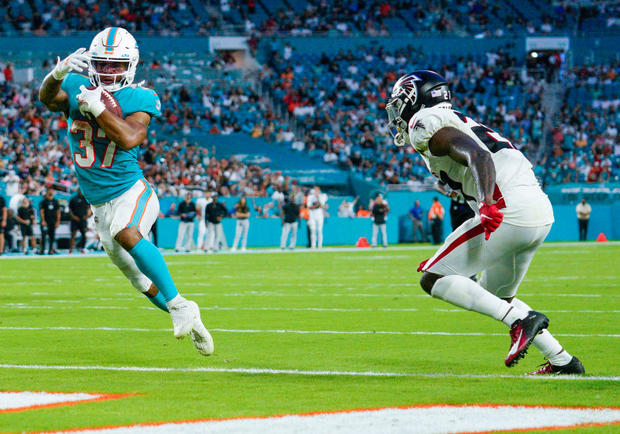 NFL: AUG 21 Preseason - Falcons at Dolphins 