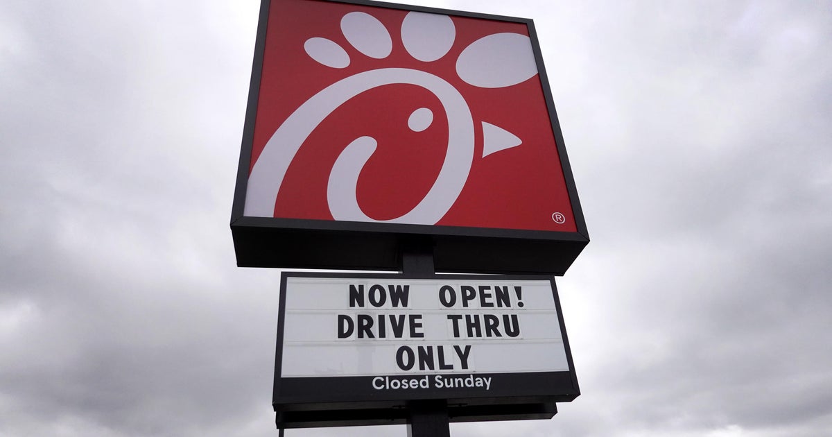 ChickfilA, McDonald's close some dining rooms amid worker shortage