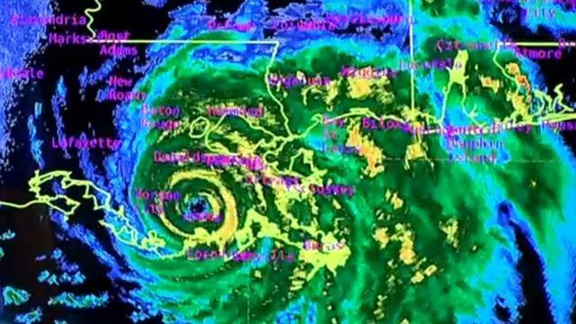 cbsn-fusion-hurricane-ida-louisiana-landfall-swamps-lakes-ken-graham-national-hurricane-center-thumbnail-781924-640x360.jpg 