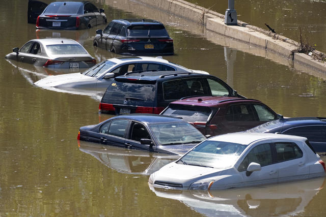 John Sterling: Yankees announcer rescued from flooding in NJ