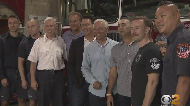 Mets-FDNY-firehouse-visits.jpg 