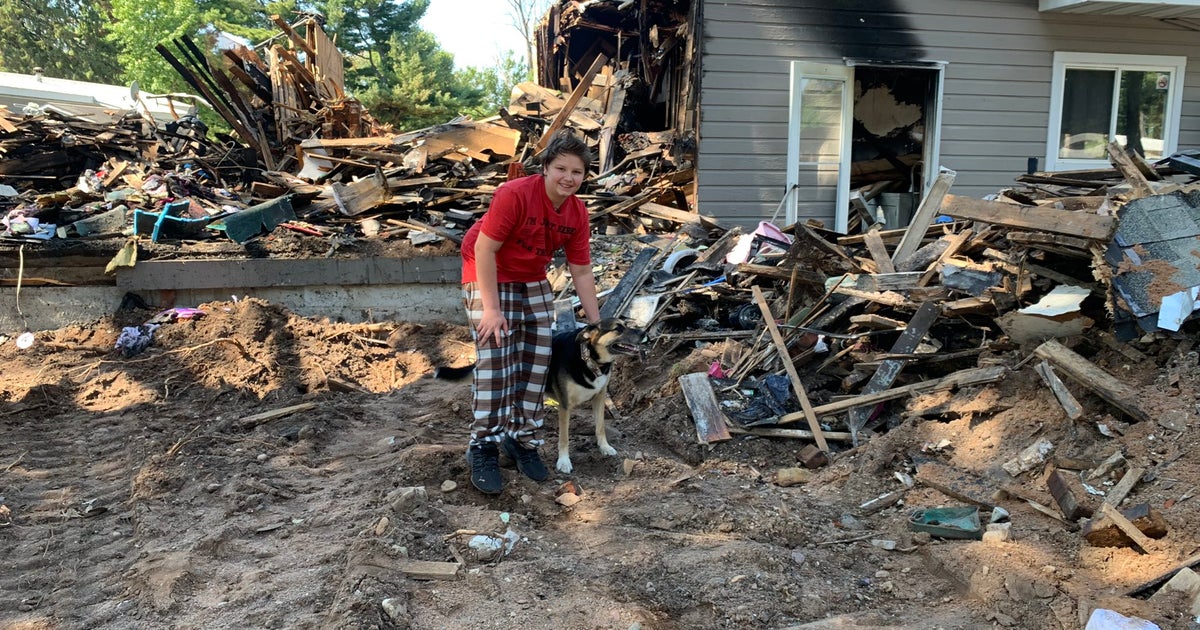 13YearOld Saves 4 Sisters From House Fire In Webster, Wisconsin CBS