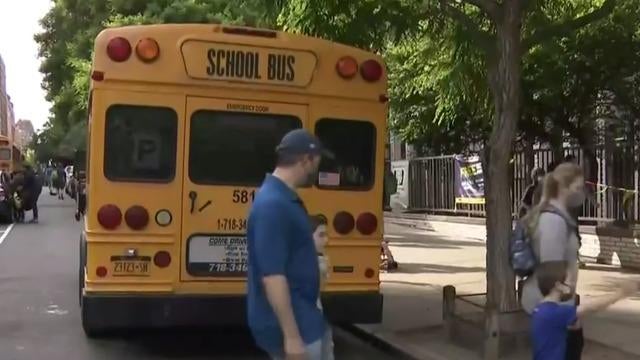 cbsn-fusion-new-york-city-students-return-school-covid-surge-thumbnail-791767-640x360.jpg 