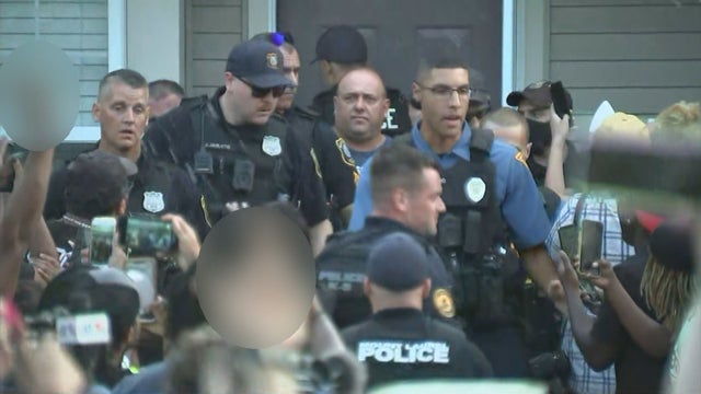 22CO_BURLCO-POLICE-SURVEY.transfer_frame_331.jpg 