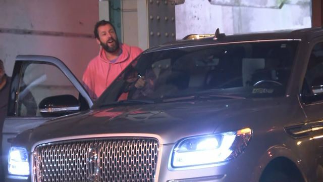 43OPEN_SANDLER-MOVIE-SHOOT_frame_120.png 