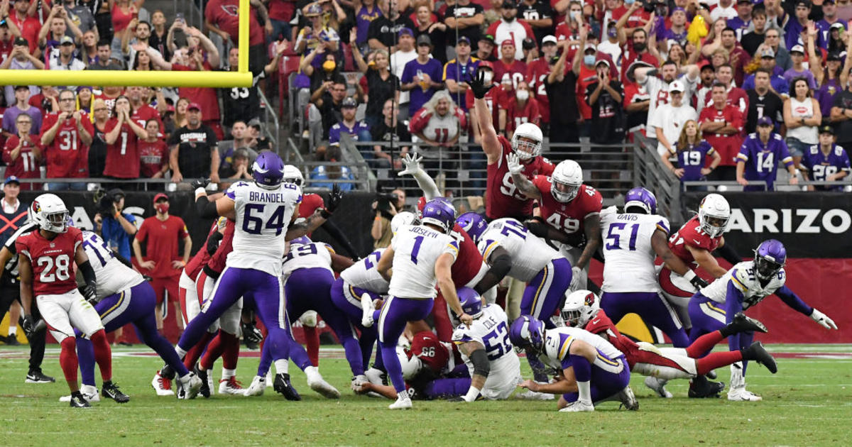 Joseph misses field goal late, Vikings fall to Cardinals 18-17