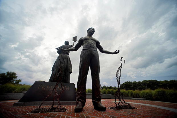 Emancipation statue is unveiled in Richmond 