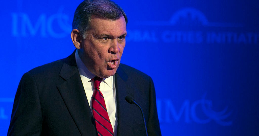 Former Sen. Mel Martinez backs Trump pressure campaign on Cuba as activists face scrutiny