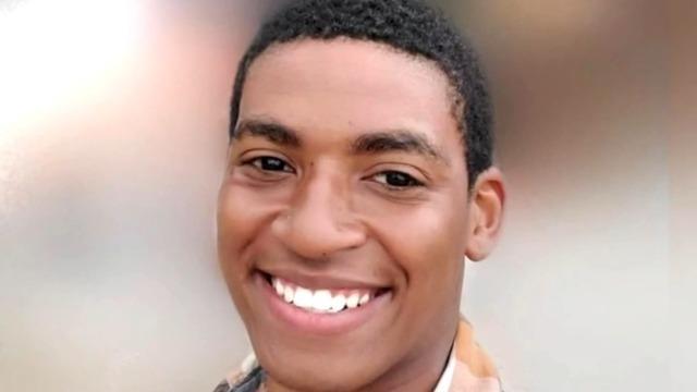 cbsn-fusion-daniel-robinsons-father-searches-for-missing-son-for-three-months-thumbnail-800995-640x360.jpg 