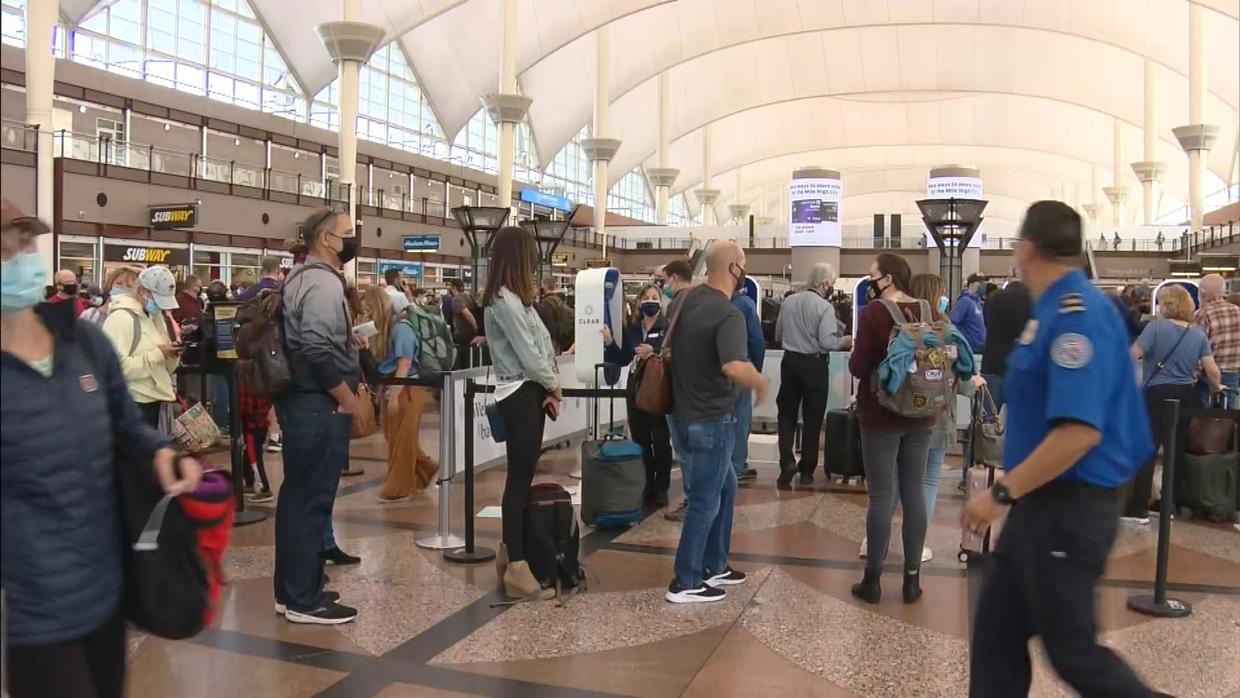 Long Security Lines Greet Travelers At Denver International Airport ...