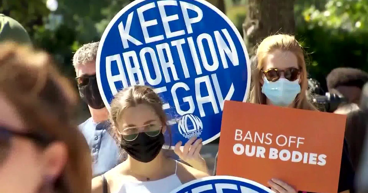 Demonstrators Take To The Streets To Protest Florida AntiAbortion Bill(02)