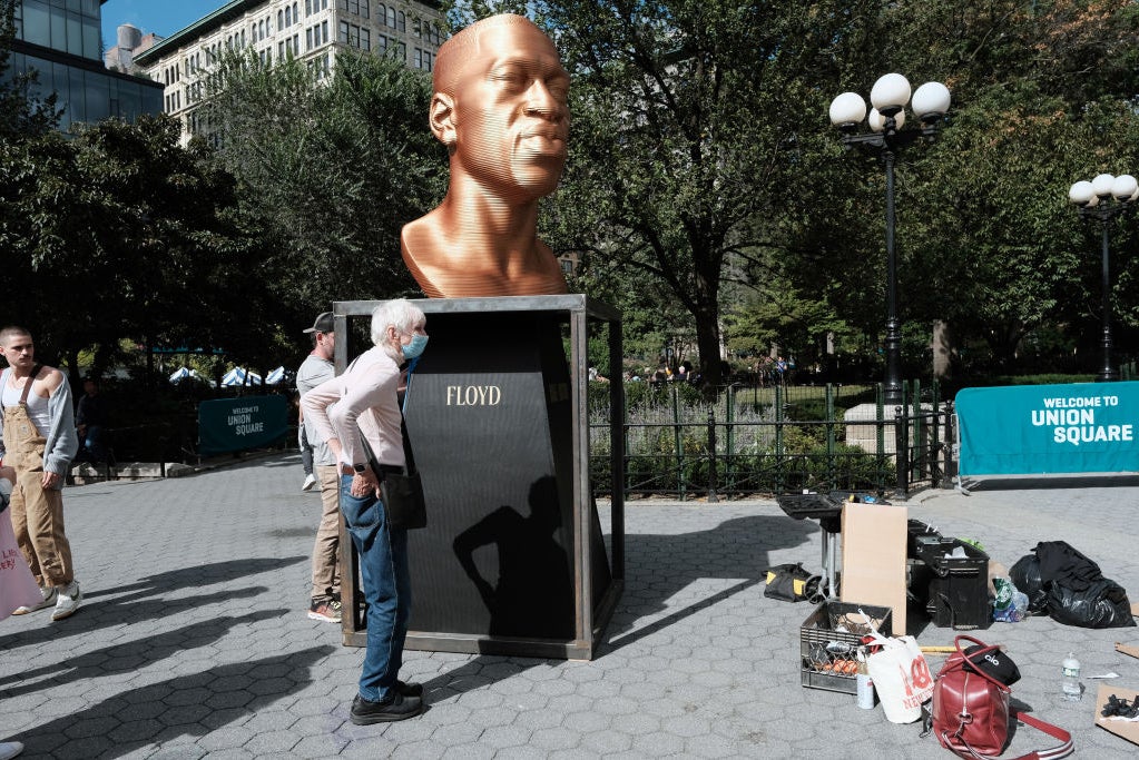 George Floyd Memorial Statue In NYC Vandalized Again - CBS Minnesota