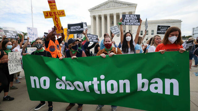 cbsn-fusion-supreme-court-term-approval-abortion-politics-thumbnail-807820-640x360.jpg 
