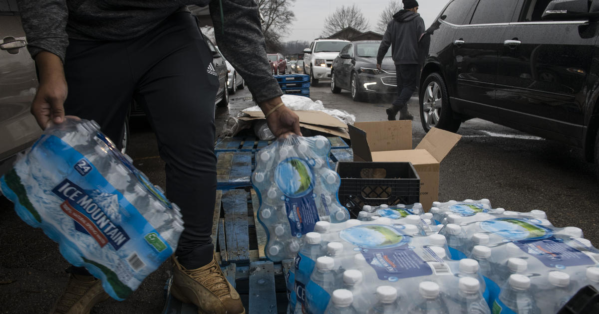 Benton Harbor Michigan Faces Water Crisis Needs 11 4 Million For   Gettyimages 1228133885 