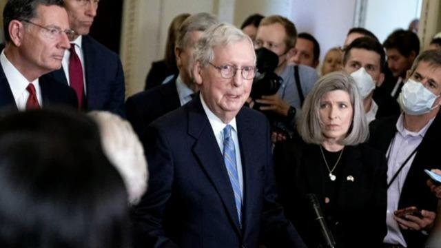 cbsn-fusion-senator-mitch-mcconnell-offers-democrats-a-short-term-debt-limit-extension-thumbnail-809262-640x360.jpg 