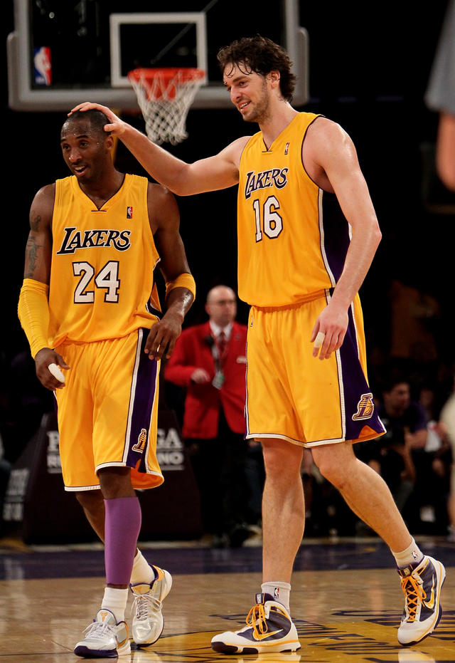 NBA Buzz - BREAKING: Los Angeles Lakers will retire Pau Gasol's No. 16  jersey. Back in 2019, Kobe Bryant said Pau's number will one day be retired  because without him, Kobe 