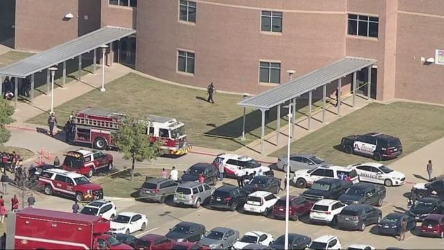 school-shooting-4-1.jpg 
