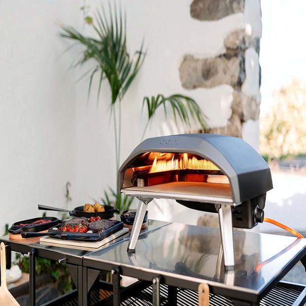 Ooni Koda gas-powered outdoor pizza oven 