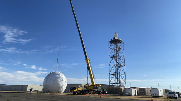 radome removal from nws boulder 2 copy 