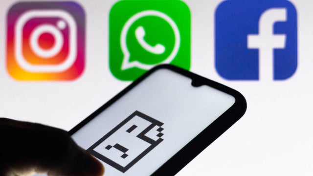 In this photo illustration an Error icon of an unable to 