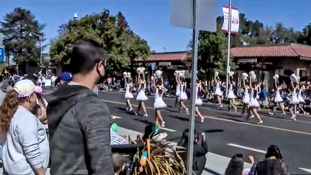 sc-parade.jpg 