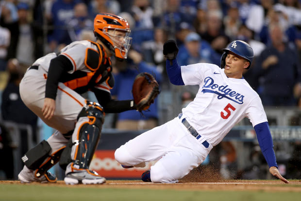 Division Series - San Francisco Giants v Los Angeles Dodgers - Game Four 